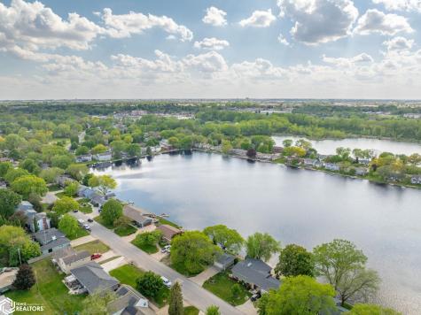 78 Lakeview Drive Mason City IA 50401