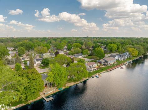 78 Lakeview Drive Mason City IA 50401