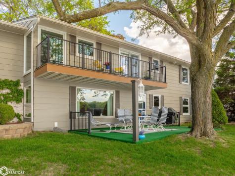 78 Lakeview Drive Mason City IA 50401