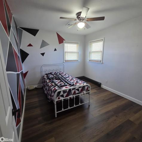 2220 Washington Avenue Iowa Falls IA 50126