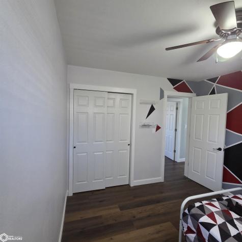 2220 Washington Avenue Iowa Falls IA 50126