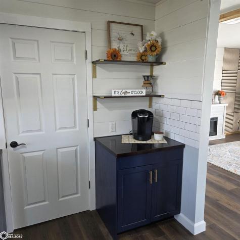 2220 Washington Avenue Iowa Falls IA 50126