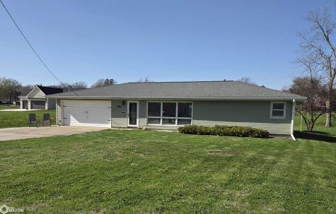 2220 Washington Avenue Iowa Falls IA 50126