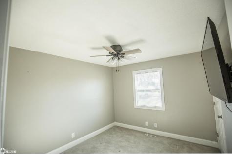 2317 E Spruce Street Algona IA 50511