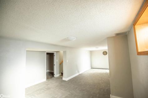 2317 E Spruce Street Algona IA 50511