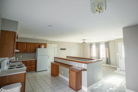 2317 E Spruce Street Algona IA 50511