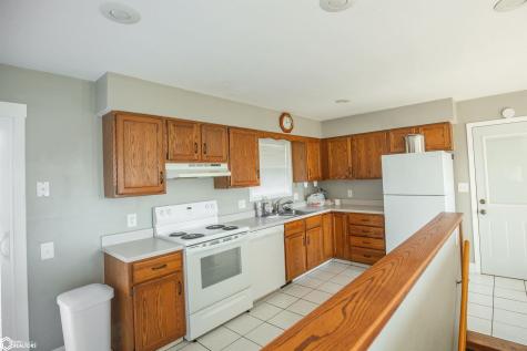 2317 E Spruce Street Algona IA 50511