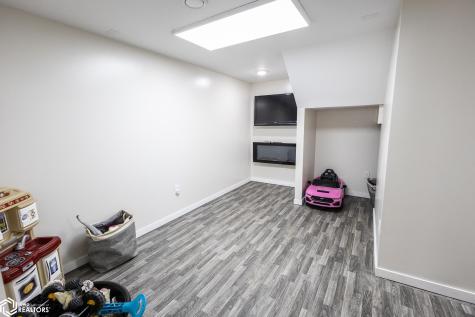 2101 Main Avenue Clear Lake IA 50428