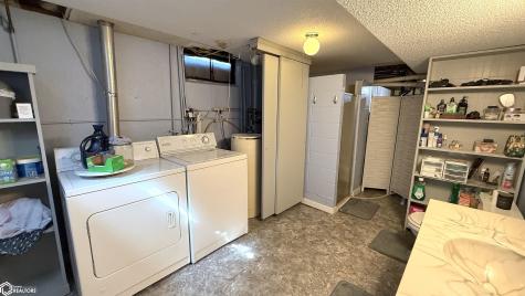 99 Mission Drive Mason City IA 50401