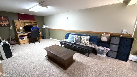 99 Mission Drive Mason City IA 50401