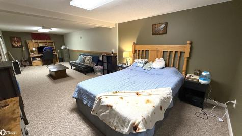 99 Mission Drive Mason City IA 50401