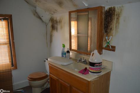 312 S Main Street Buffalo Center IA 50424