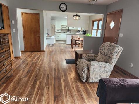 415 3rd Avenue NW Buffalo Center IA 50424
