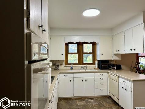 415 3rd Avenue NW Buffalo Center IA 50424