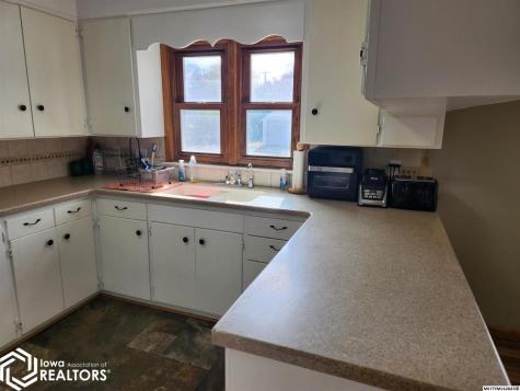 415 3rd Avenue NW Buffalo Center IA 50424