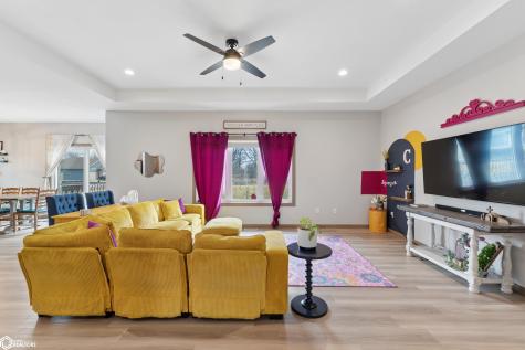 305 W 12th Avenue Clear Lake IA 50428