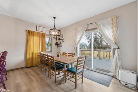 305 W 12th Avenue Clear Lake IA 50428