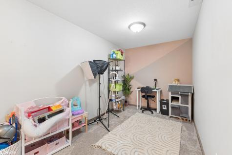 305 W 12th Avenue Clear Lake IA 50428