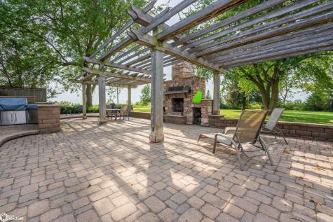 2129 210th Street Rockford IA 50468