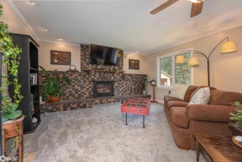 2129 210th Street Rockford IA 50468