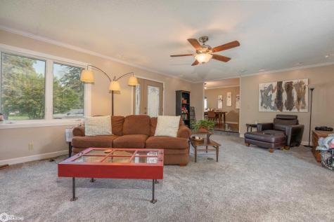 2129 210th Street Rockford IA 50468