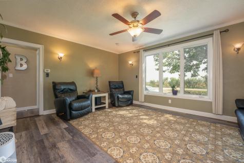 2129 210th Street Rockford IA 50468