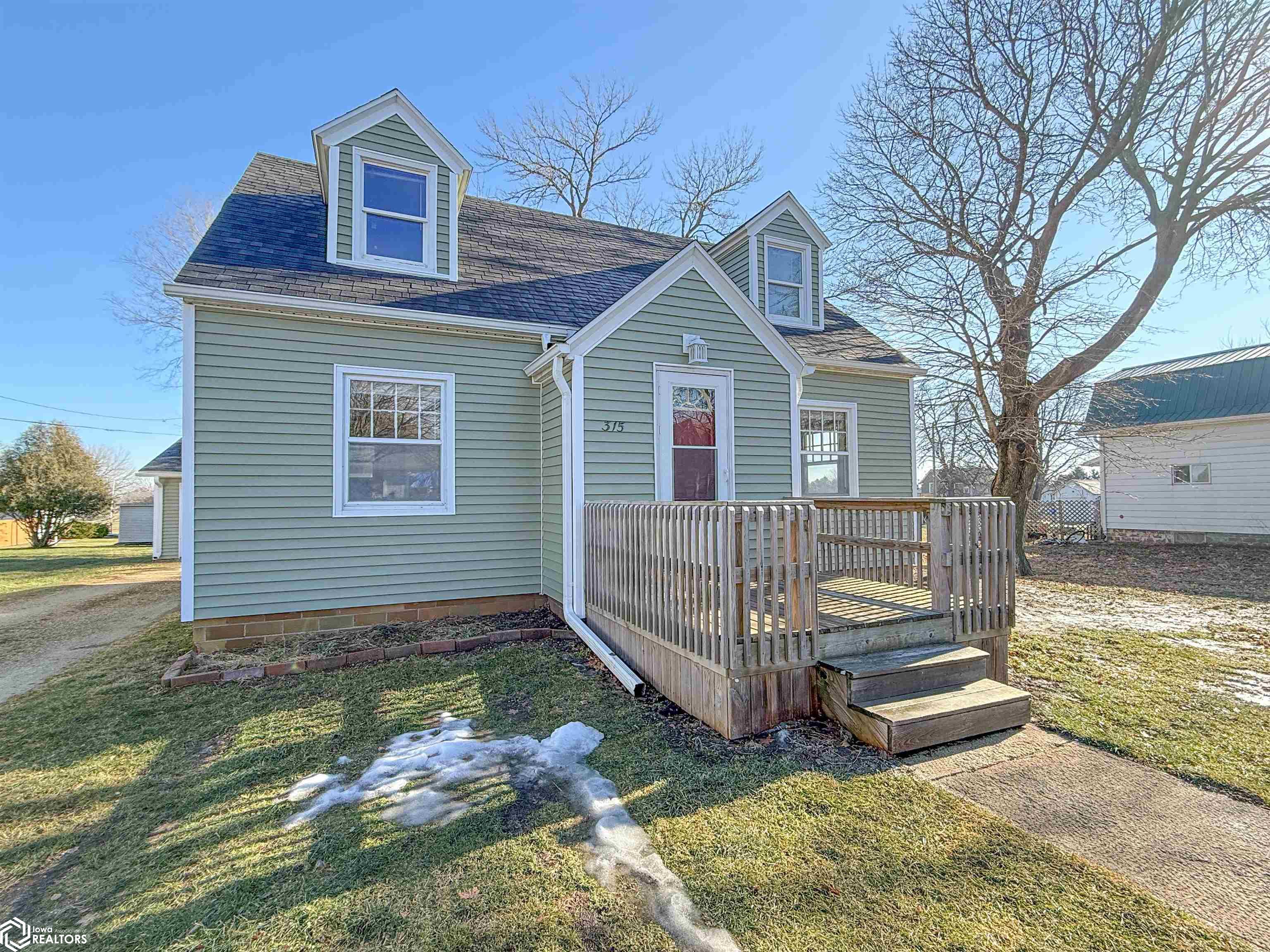 315 S Reynolds Street Latimer IA 50452