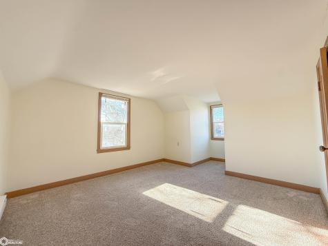 315 S Reynolds Street Latimer IA 50452
