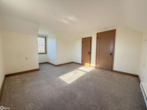 315 S Reynolds Street Latimer IA 50452