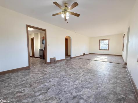 315 S Reynolds Street Latimer IA 50452