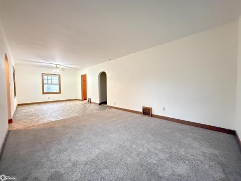 315 S Reynolds Street Latimer IA 50452
