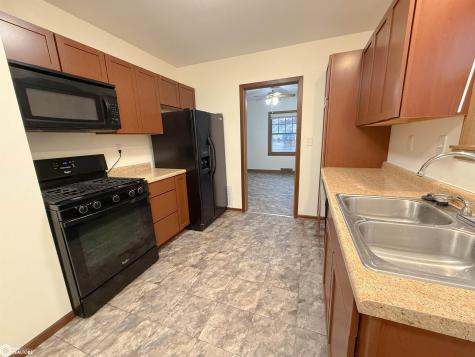 315 S Reynolds Street Latimer IA 50452