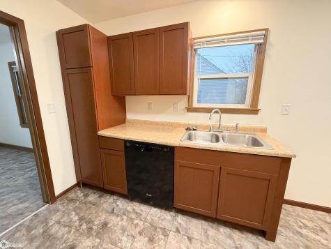 315 S Reynolds Street Latimer IA 50452