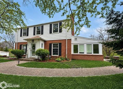 505 S 4th Street S Forest City IA 50436