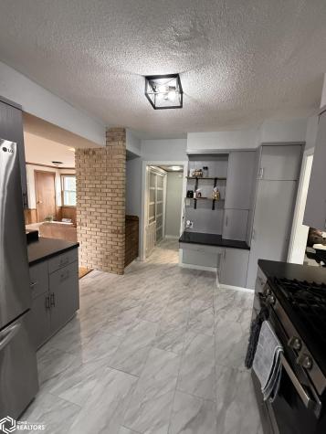 505 S 4th Street S Forest City IA 50436
