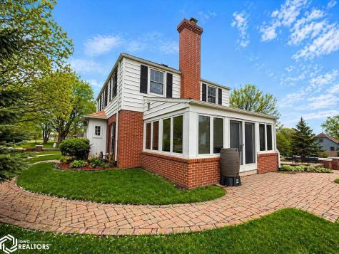 505 S 4th Street S Forest City IA 50436