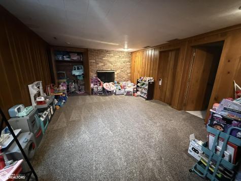 505 S 4th Street S Forest City IA 50436