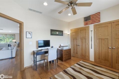 206 Brickyard Court Sheffield IA 50475