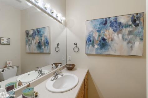 206 Brickyard Court Sheffield IA 50475