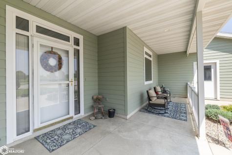 206 Brickyard Court Sheffield IA 50475