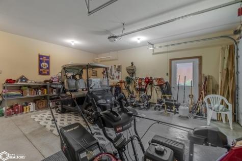 206 Brickyard Court Sheffield IA 50475