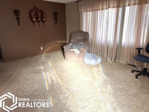 2109 E Spruce Street Algona IA 50511