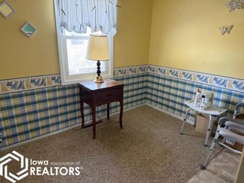 2109 E Spruce Street Algona IA 50511