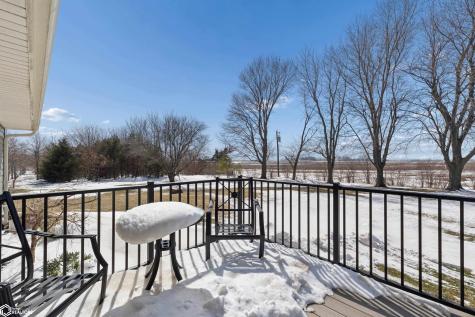 14303 Raven Avenue Mason City IA 50401