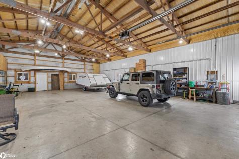 14303 Raven Avenue Mason City IA 50401