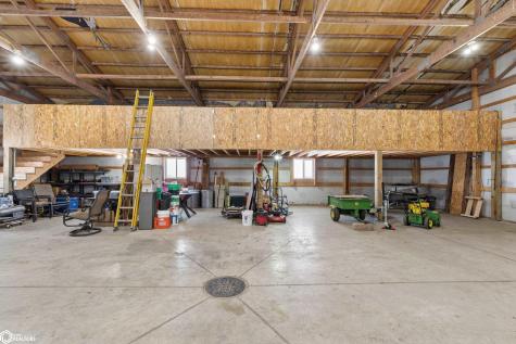 14303 Raven Avenue Mason City IA 50401