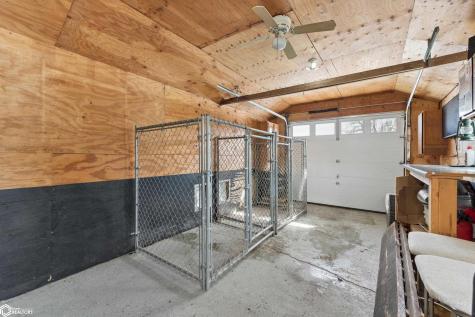 14303 Raven Avenue Mason City IA 50401
