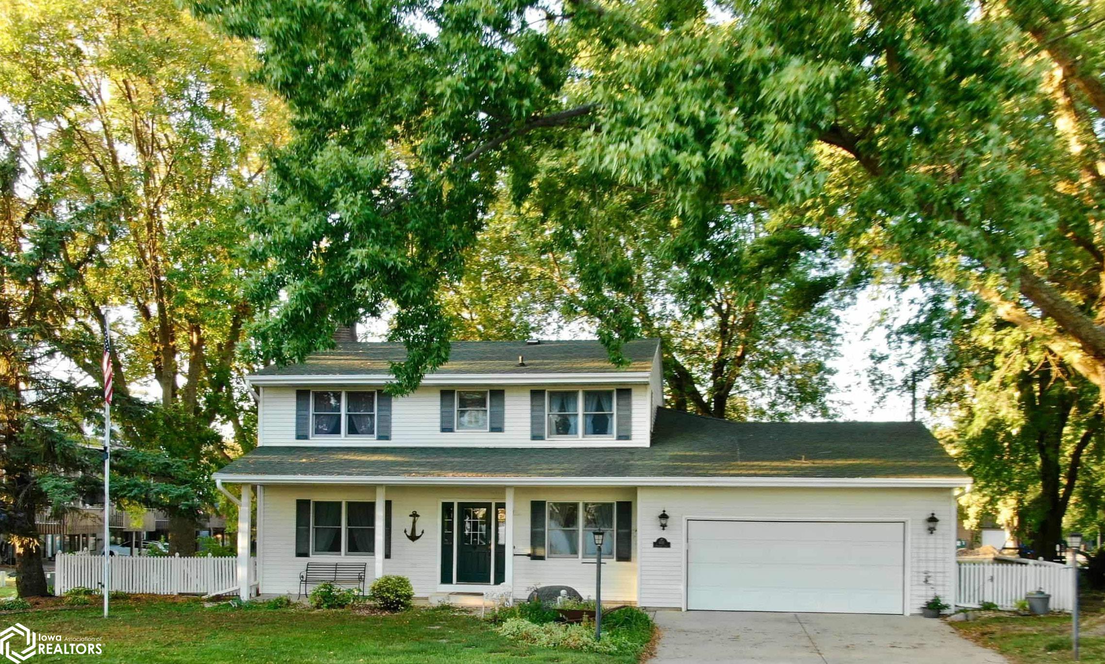 408 Orchard Lane Clear Lake IA 50428