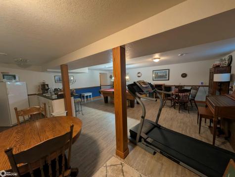 408 Orchard Lane Clear Lake IA 50428
