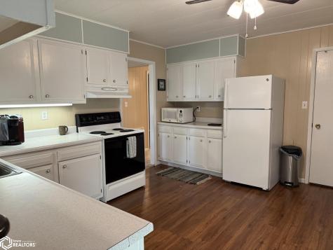 719 2nd Street NE Clarion IA 50525